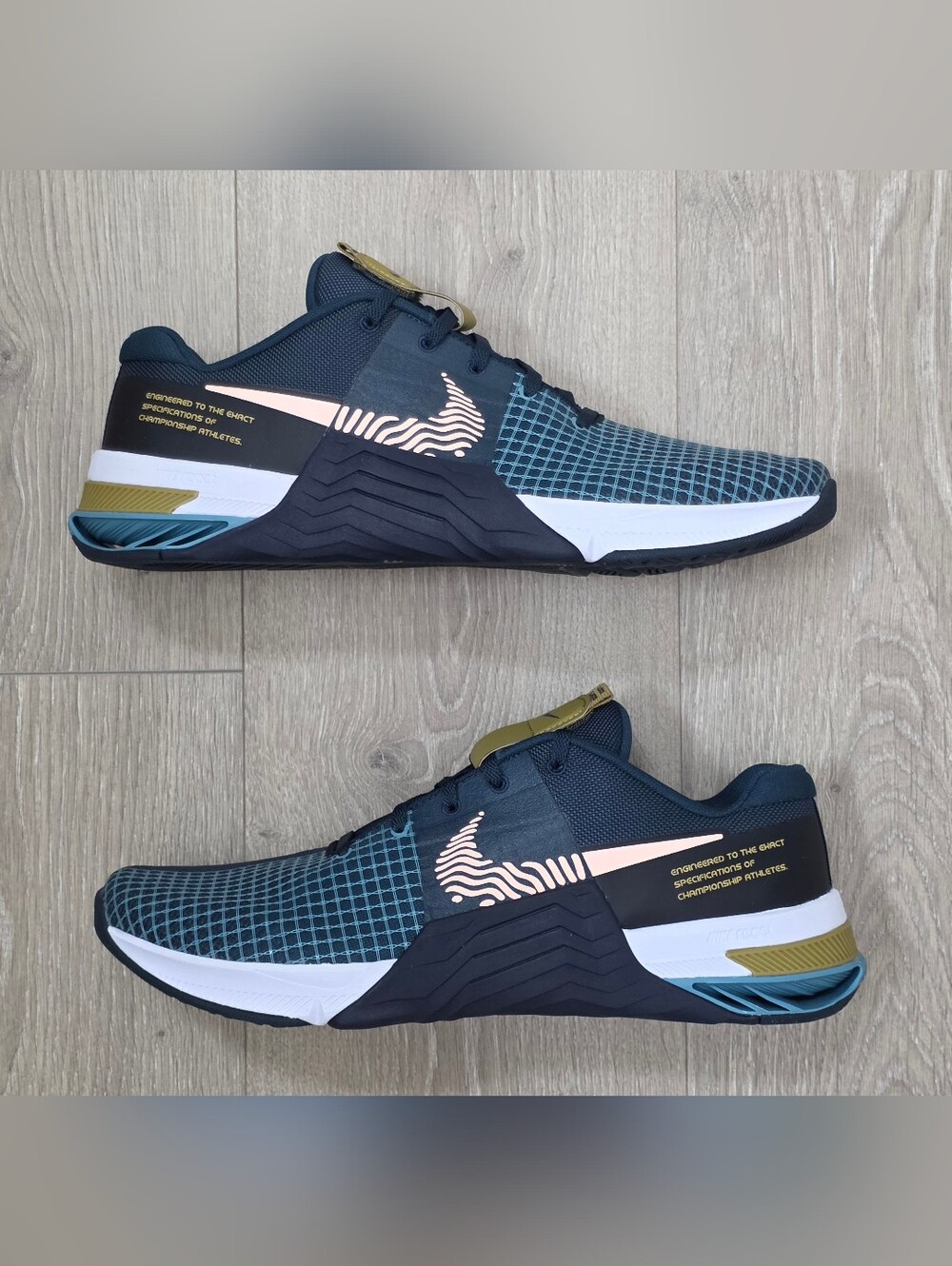 Nike Metcon 8 Weightlifting Training Gym Shoes DO9328-401 Mens Sz  10.5 New 🏋‍♂